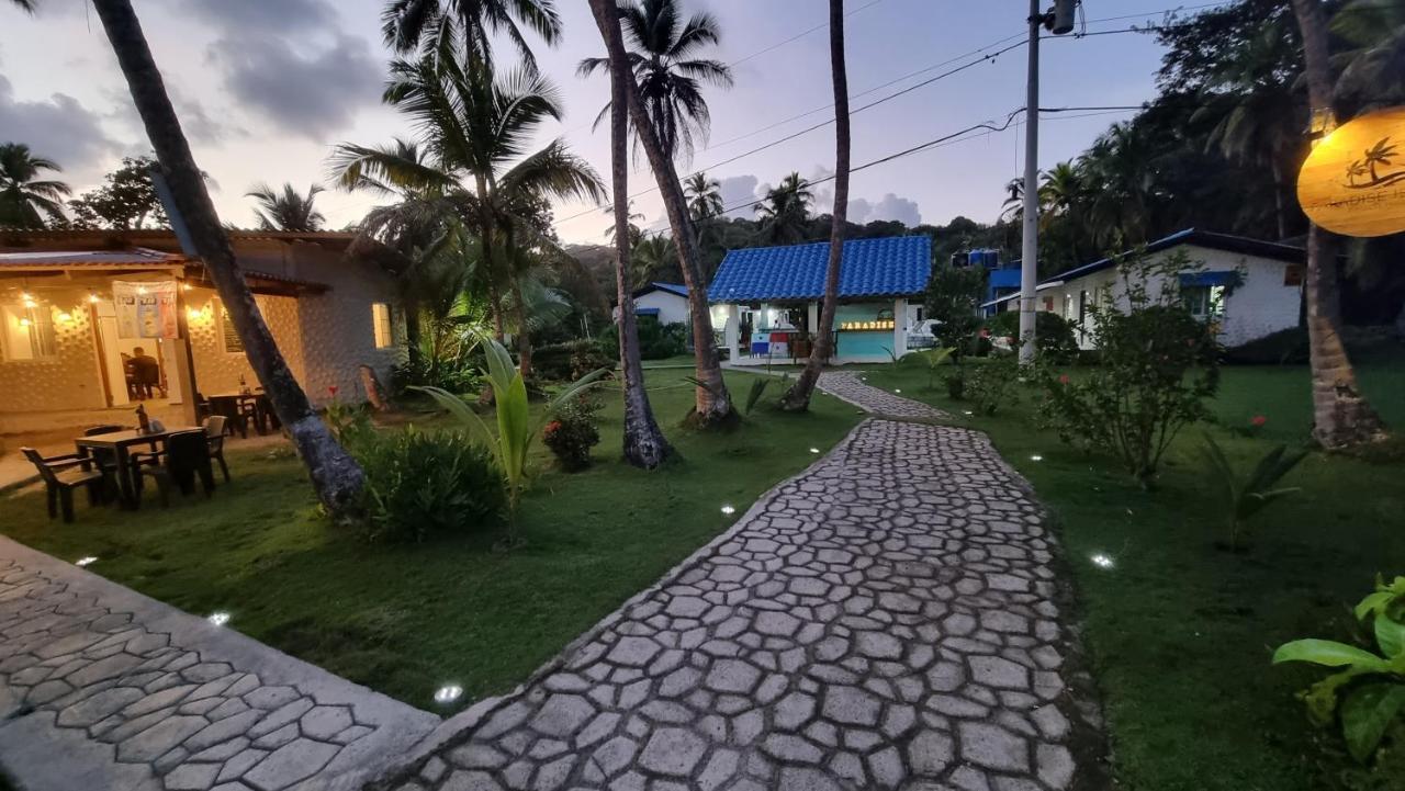 Paradise Island Beach Hotel グランデ島 エクステリア 写真