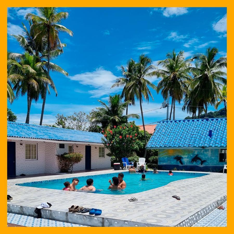 Paradise Island Beach Hotel グランデ島 エクステリア 写真